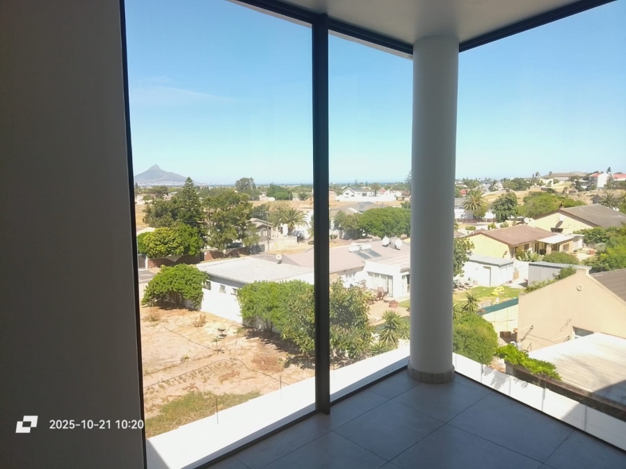 2 Bedroom Property for Sale in Flamingo Vlei Western Cape
